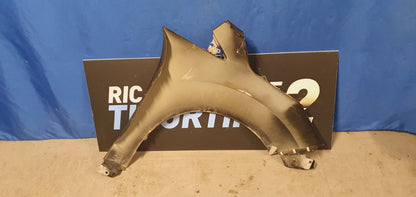 Parafango Anteriore Ford C-Max sinistro dal 2013