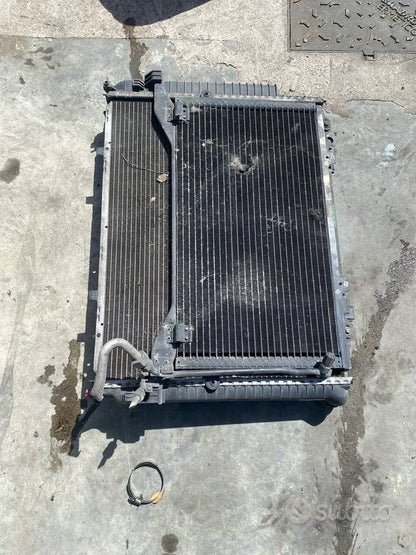 Muso musata completa Mercedes Classe E W210 2.5D 1995