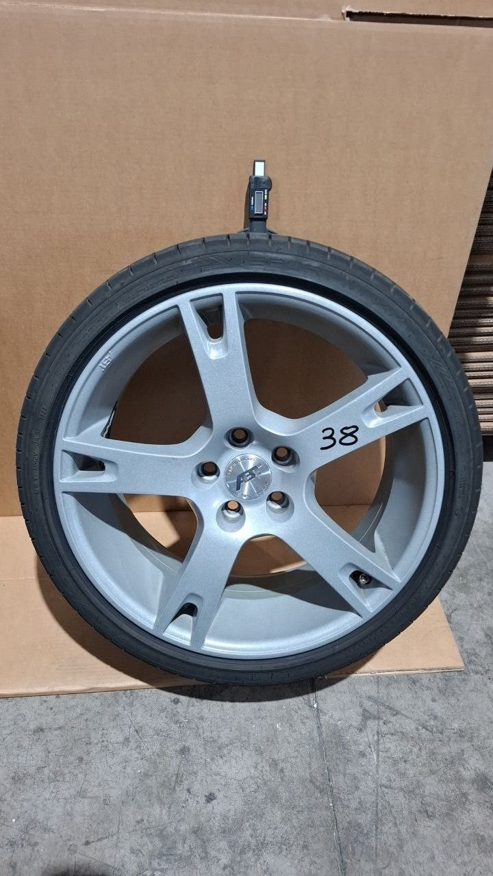 Cer 38 cerchi e gomme estive audi a4 b7 235-35-19 ABT originali