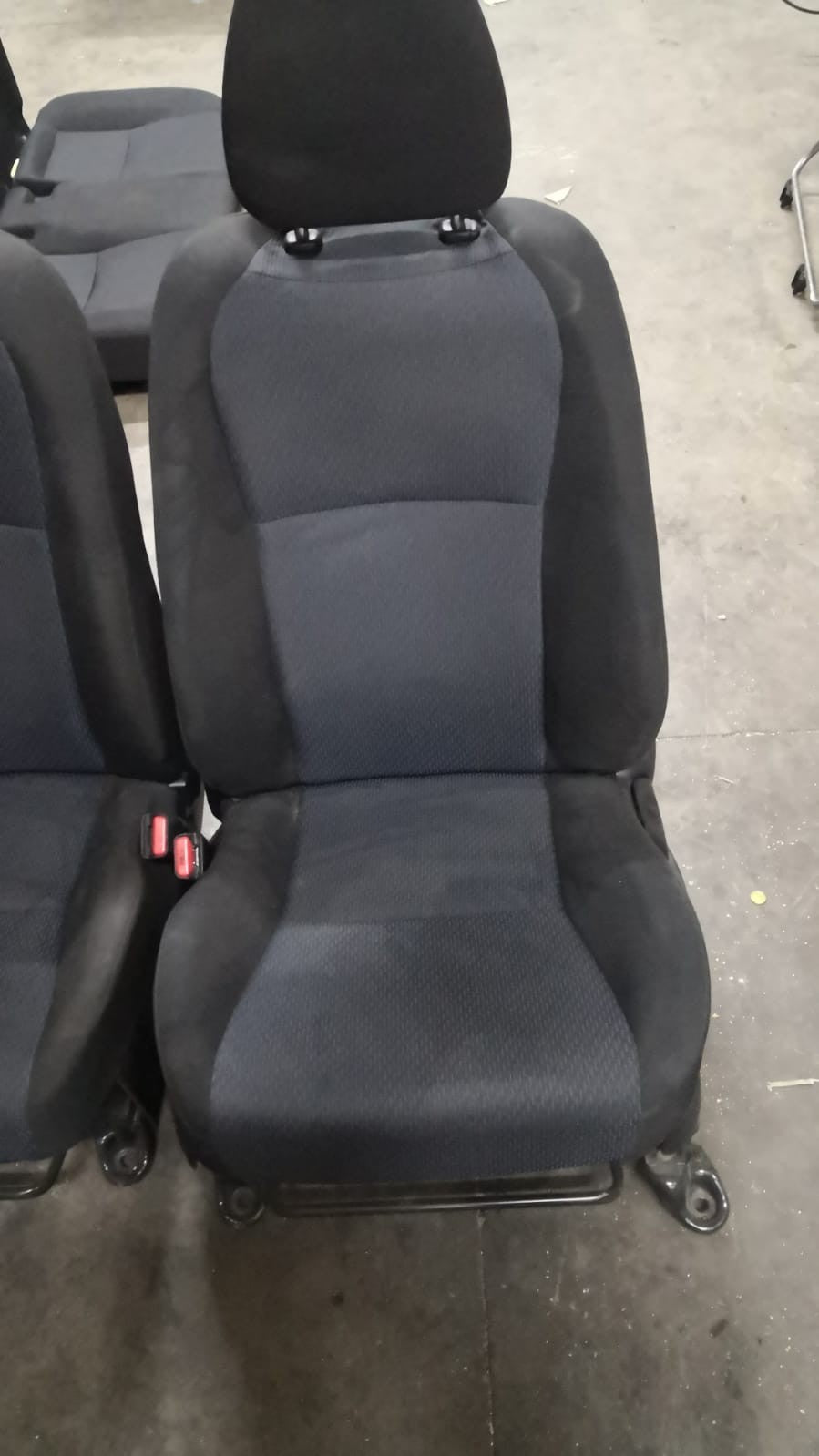 Tappezzeria in stoffa nera e blu yaris hybrid 14 in poi con airbag sedile