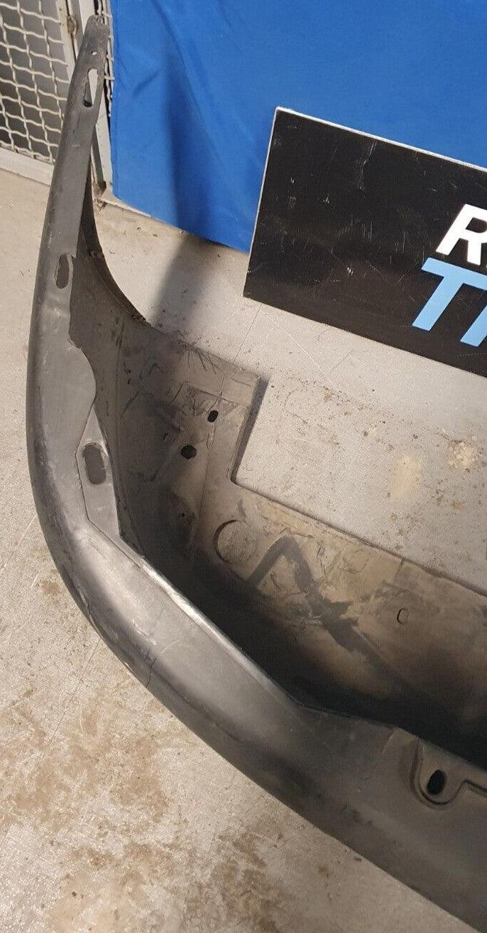 Paraurti Anteriore Fiat Punto Dal 1993 non verniciato con spacco