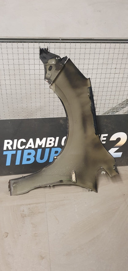 Parafango anteriore Opel Astra destro 2009 2015