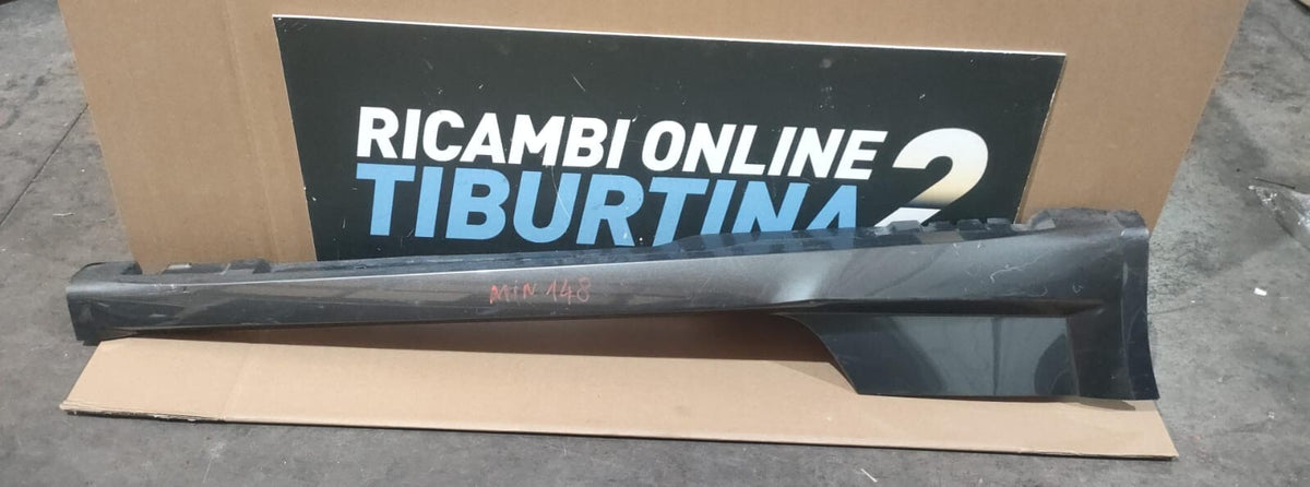 minigonna destra audi tt dal 2014 in poi 8S0853856 MIN 148
