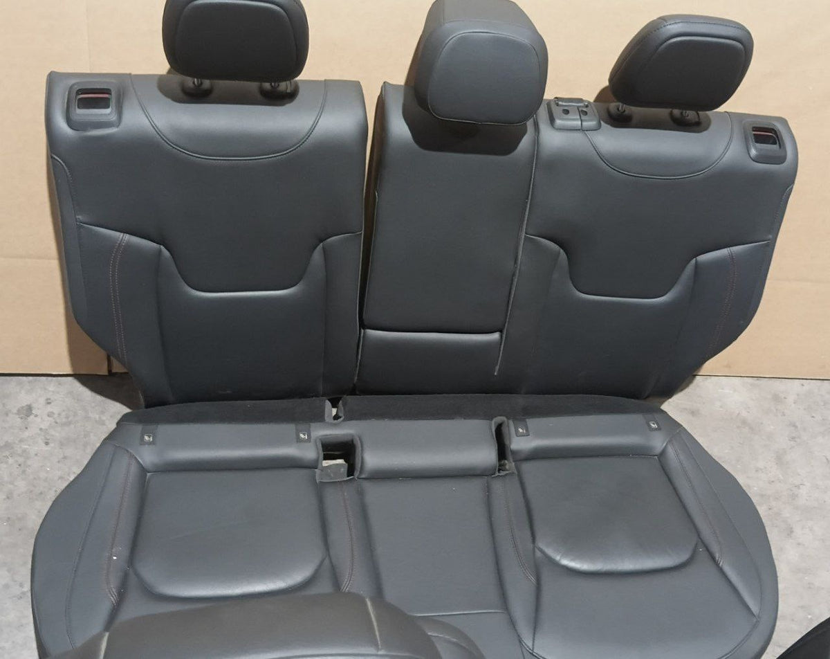 Tappezzeria Jeep Renegade trailhawk dal 2014 in pelle integrale