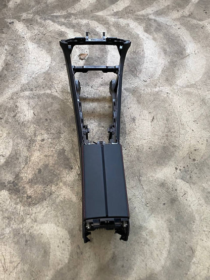 Tappezzeria Mercedes GLA H247 dal 2020 in pelle e alcantara senza airbag sedili