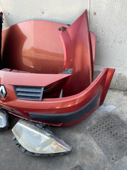 Muso completo musata Renault Megane dal 2002 1.5D parafango destro con difetto