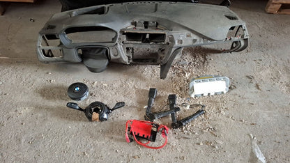 Kit airbag BMW serie 3 F30 F31 head up display navigatore airbag volante tondo