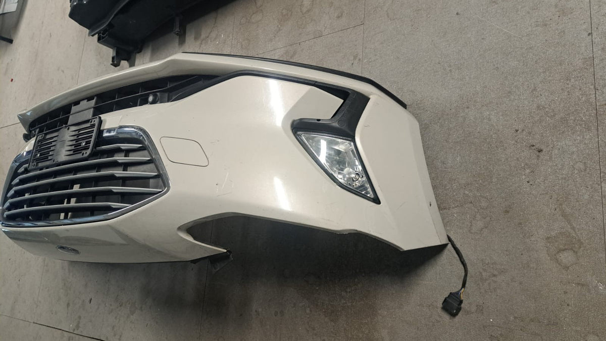 Par 90 Paraurti anteriore Ford Focus IV 4 dal 2018 completo