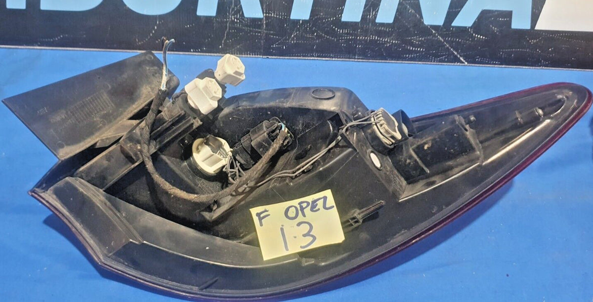 Fanale Posteriore sinistro Opel Astra berlina 4 porte