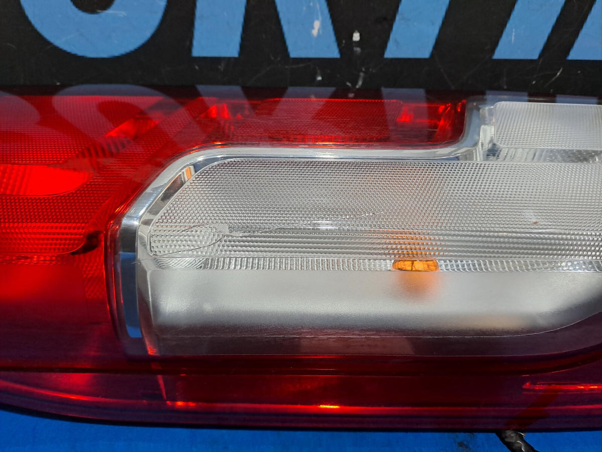 Fanale posteriore sinistro Fiat Ducato 2014 in poi (con crepa) - F FIAT 60