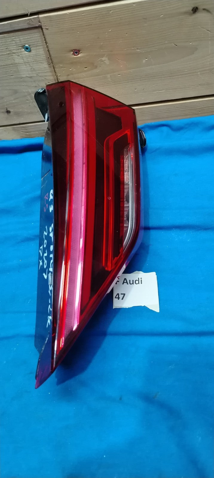 F Audi 47 - Fanale posteriore stop Audi Q3 RS F3 interno destro dal 2018