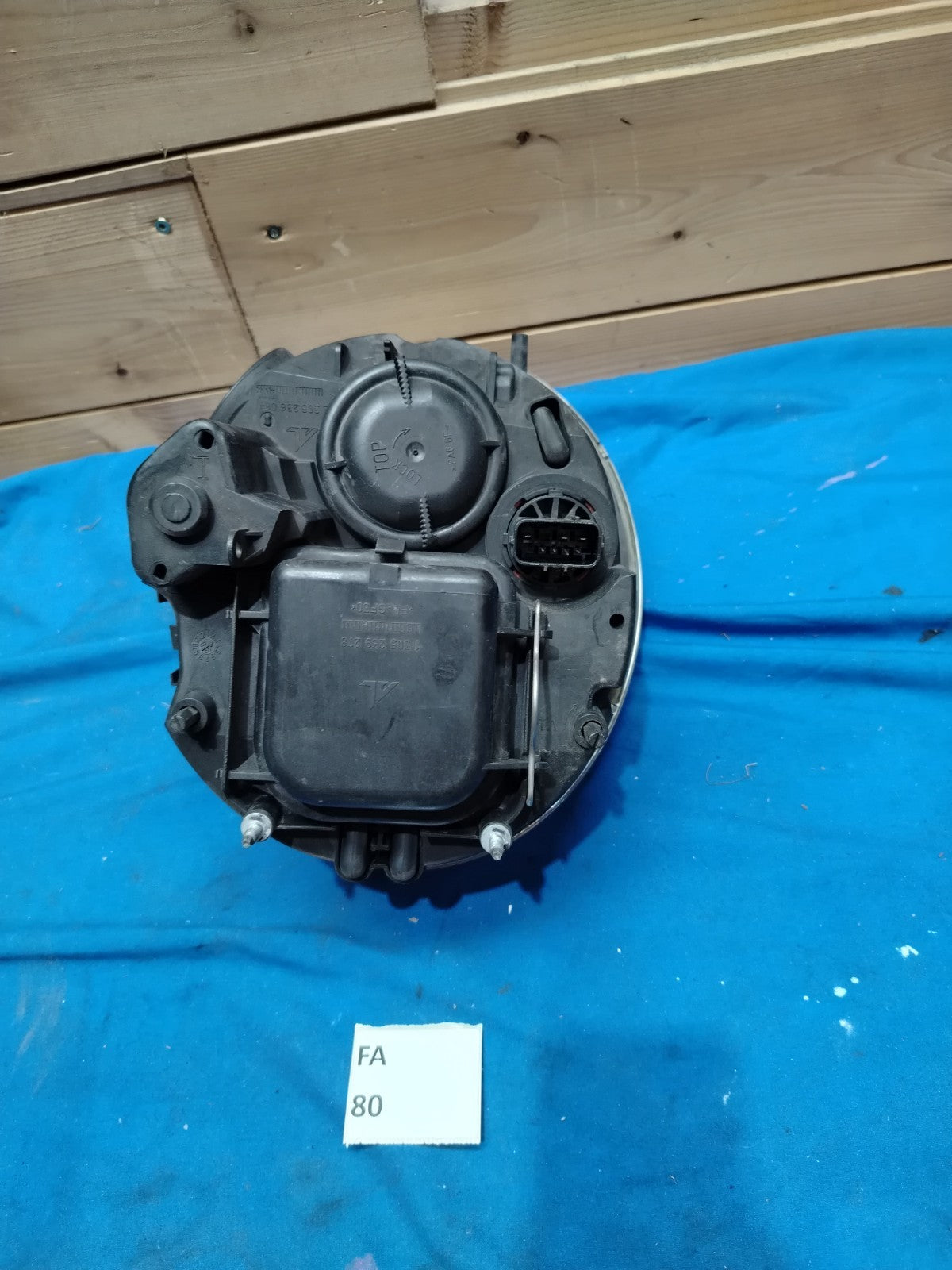 FA 80 - Faro anteriore Mini One 2003 sinistro con plastica da lucidare