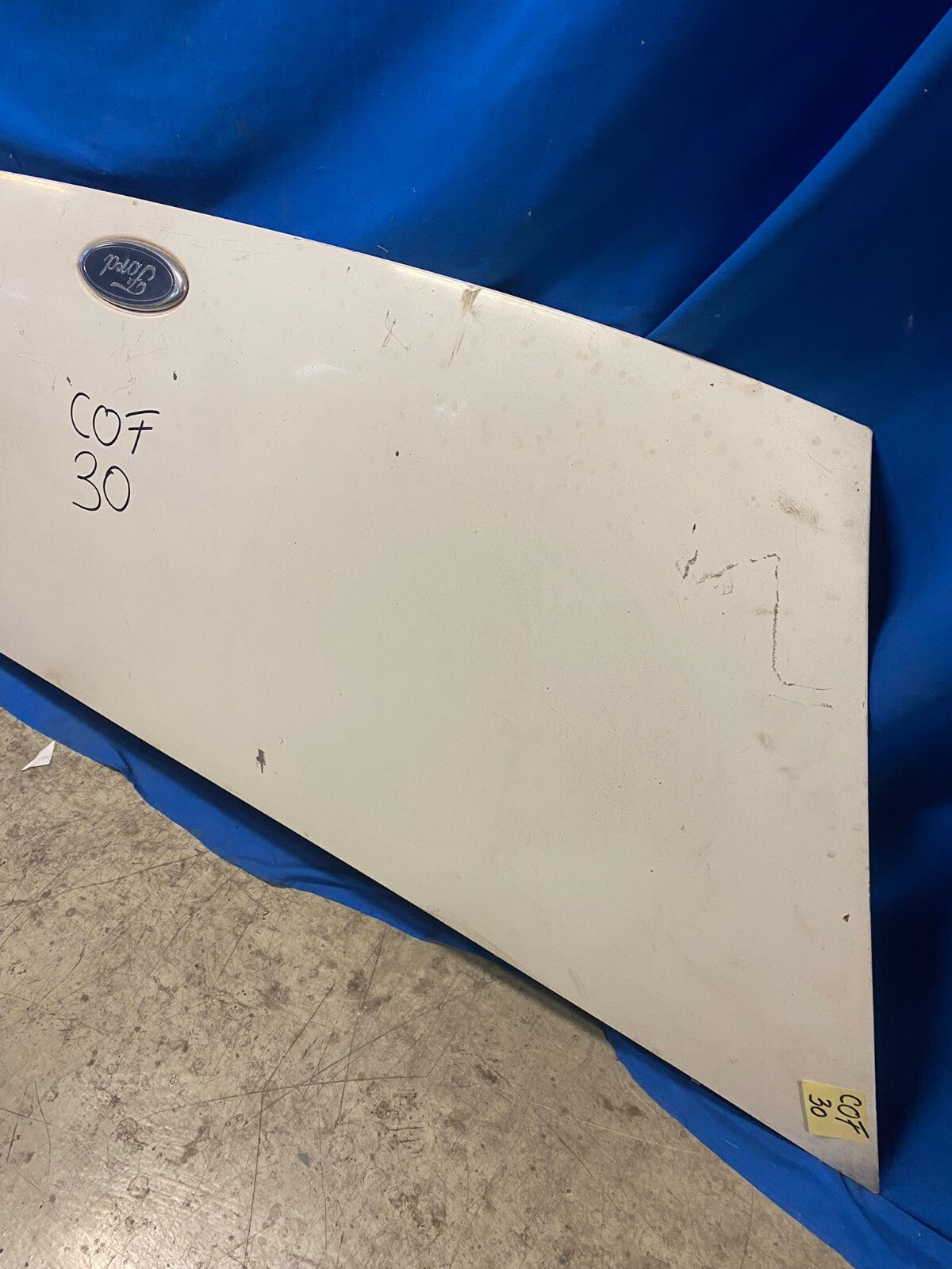 Cofano Anteriore Ford Transit Anno 2005 Con qualche difetto