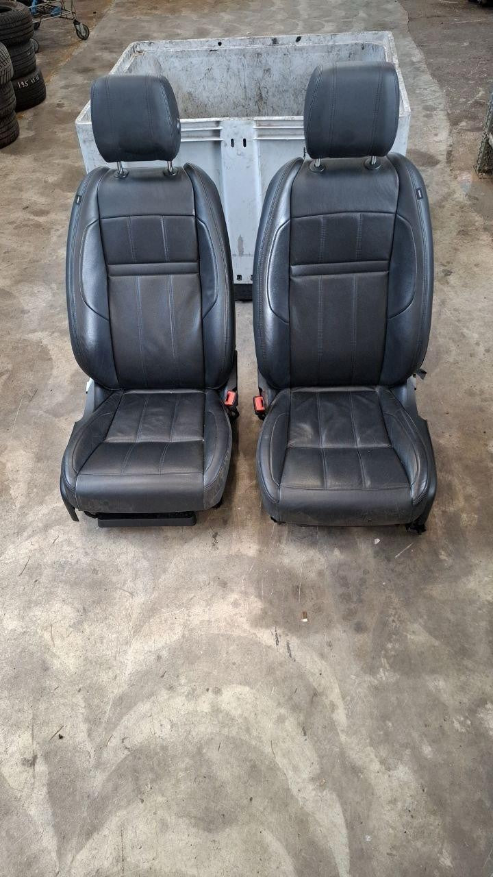 15 Tappezzeria in pelle nera evoque senza airbag sedile 2018 2025