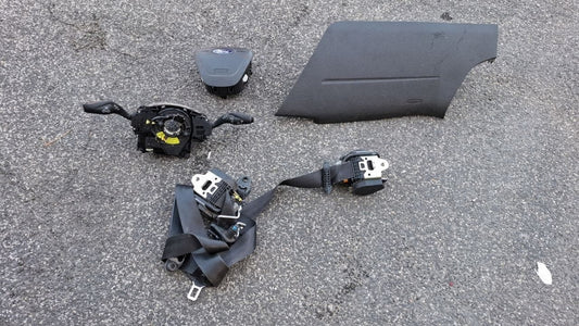 5044 Kit airbag ford tourneo custom con qualche graffio come da foto 12-17