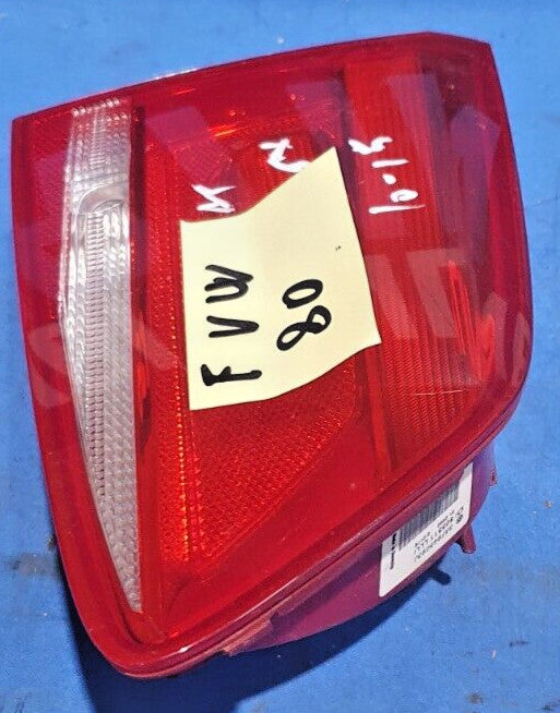 Fanale Posteriore Interno sinistro Volkswagen Passat 2010 - 2015