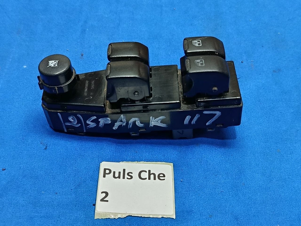 Puls Che 2 - Pulsantiera Anteriore Sinistra Chevrolet Spark dal 2011
