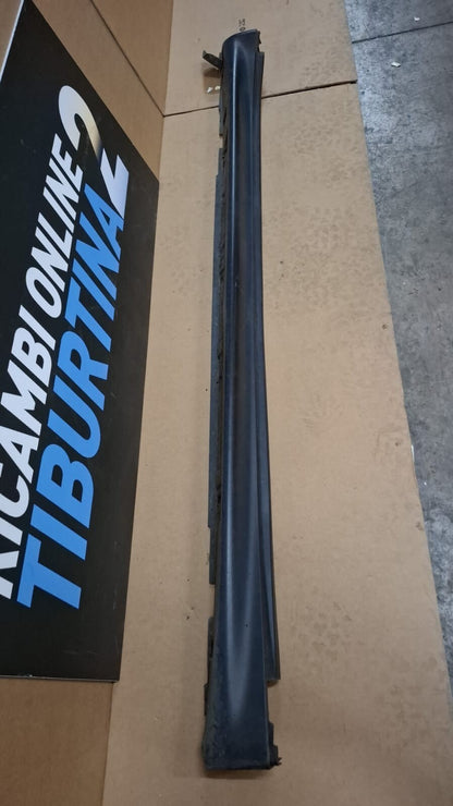 Minigonna Destra Nissan juke cod 76850-1ka6a anno 2013