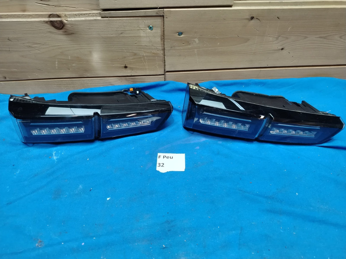 F Peu 32 - Fanale posteriore stop interno destro Peugeot 308 berlina dal 2020