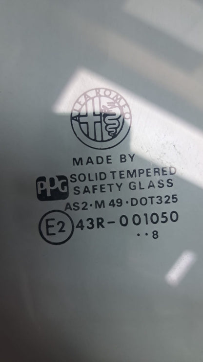 Fin 41 finestrino vetro scendente anteriore destro Alfa Romeo 156