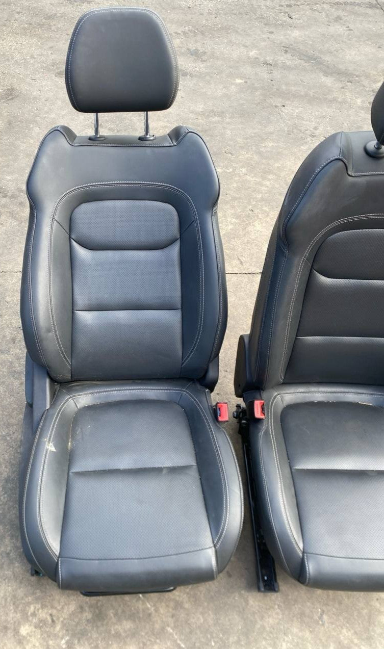 Tappezzeria completa in pelle DR 5.0 2024
