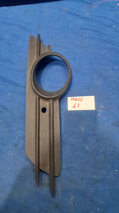 Masc 41 Mascherina cornice fendinebbia sinistra paraurti anteriore Opel corsa D
