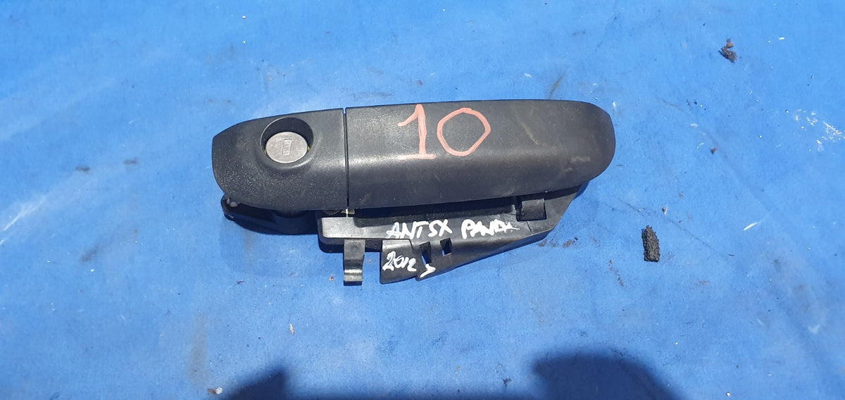 Ser 10 -  Fiat Panda maniglia anteriore sinistra