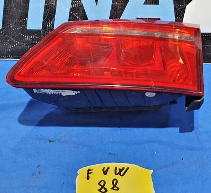 Fanale posteriore interno sinistro Volkswagen golf sportsvan