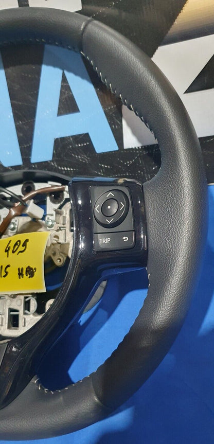 Volante Toyota yaris hybrid 2017