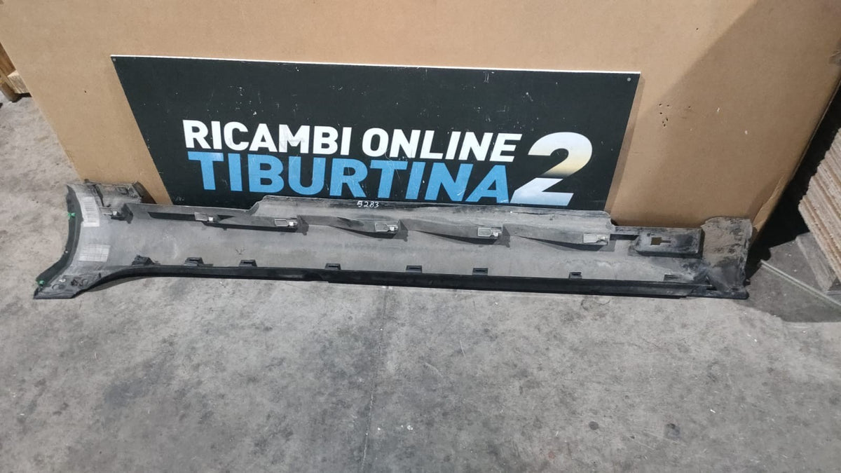 minigonna destra volvo V40 2014 5283