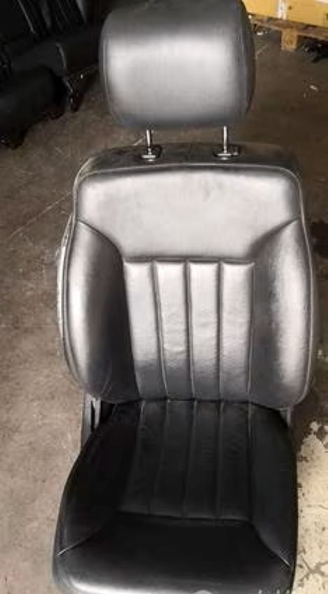 MERCEDES ML W164 TAPPEZZERIA IN PELLE NERA CON SEDILE LATO PASSEGGERO DA CUCIRE