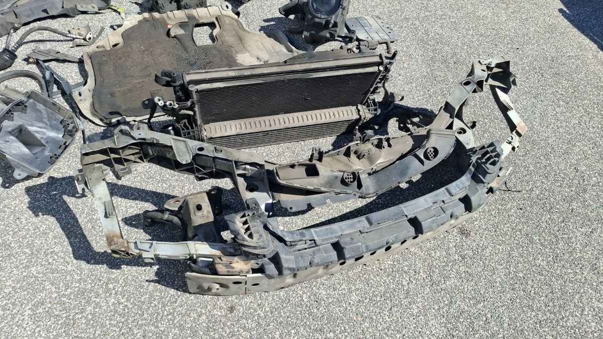 Muso completo musata Ford Focus 1.6 d parafango dx ammaccato 2008 2012