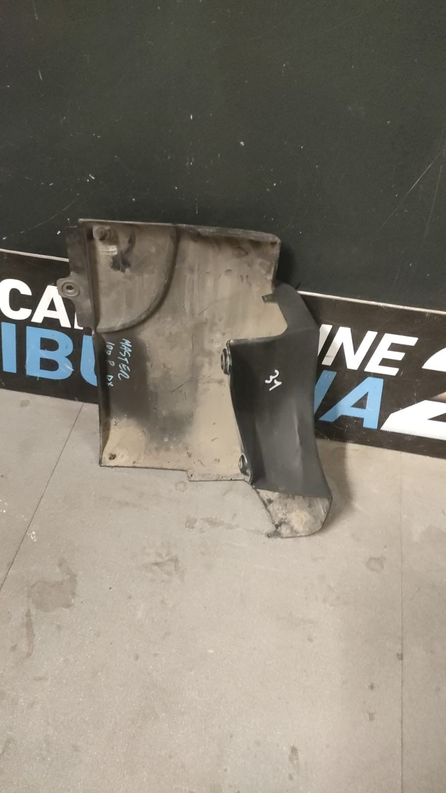 cantonale posteriore destro Renault master 2010 in poi can 31