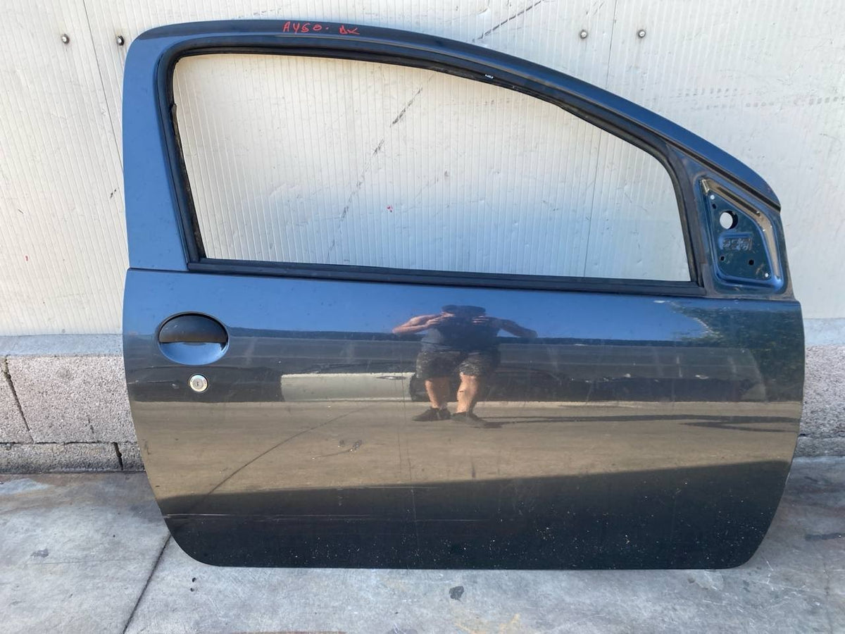 Porta destra Toyota Aygo dal 2005 ammaccata