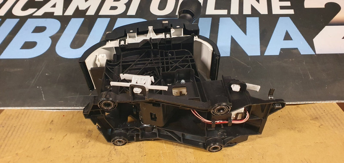 Cam 5014 - Leva cambio automatico Toyota Yaris Auris