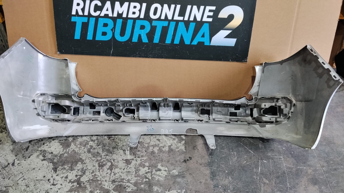 Paraurti posteriore Peugeot 207 sw dal 2006 con buco per presa gas 22