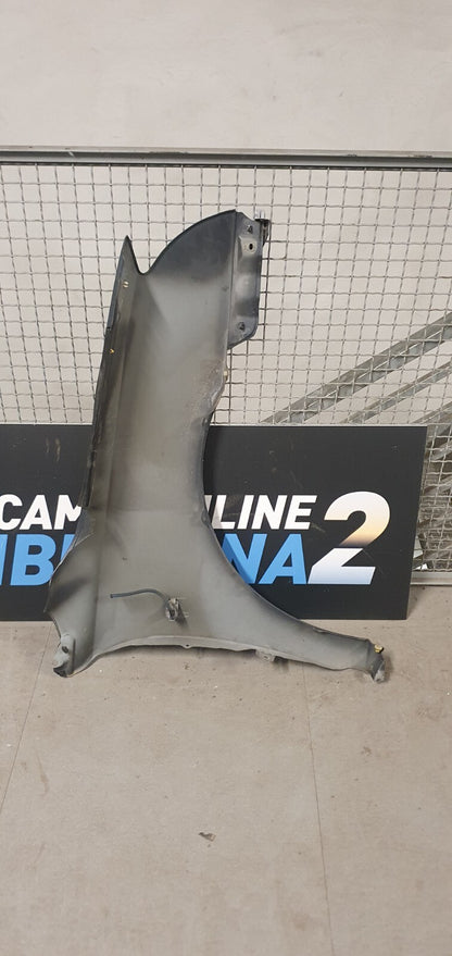 Parafango Anteriore Toyota Avensis sinistro dal 2006