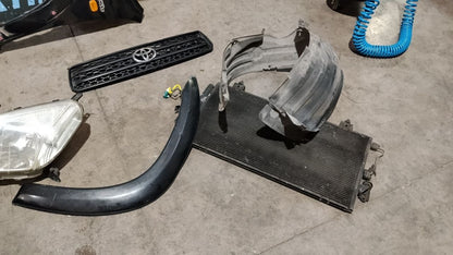 Pezzi muso Toyota RAV 4 2.0d dal 2000 al 2004