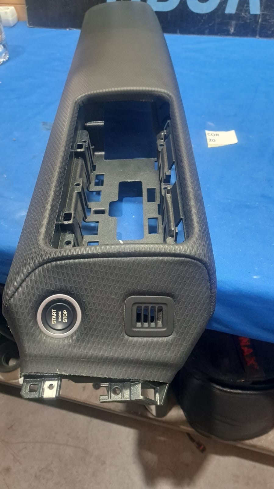 Cor 20 Cornice autoradio cruscotto Land Rover Velar Dal 2017 in poi