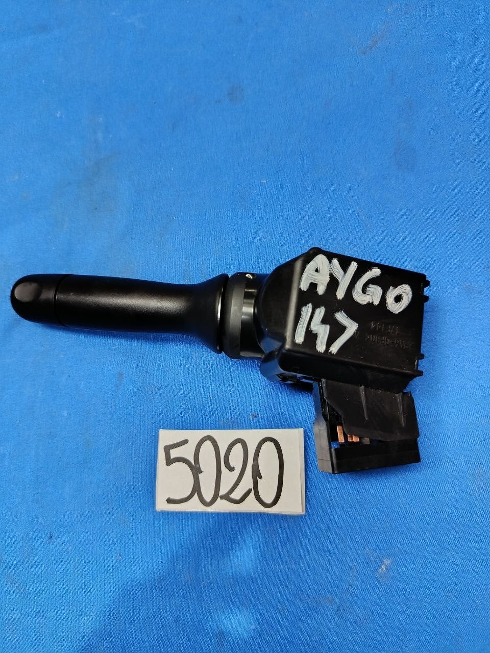 Dev 5020 - Devioluci destro Toyota Aygo dal 2014 senza auto Spinotto grande 5+3