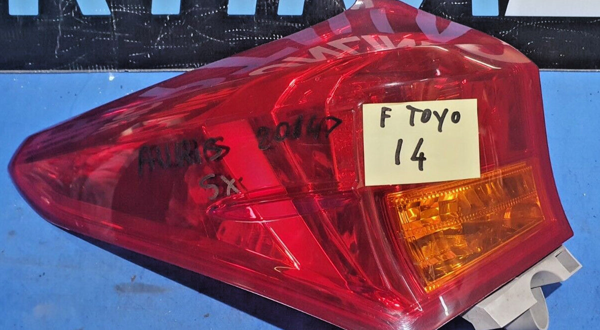 F TOYO 14 - Fanale Posteriore sinistro Toyota Auris 2014 in poi