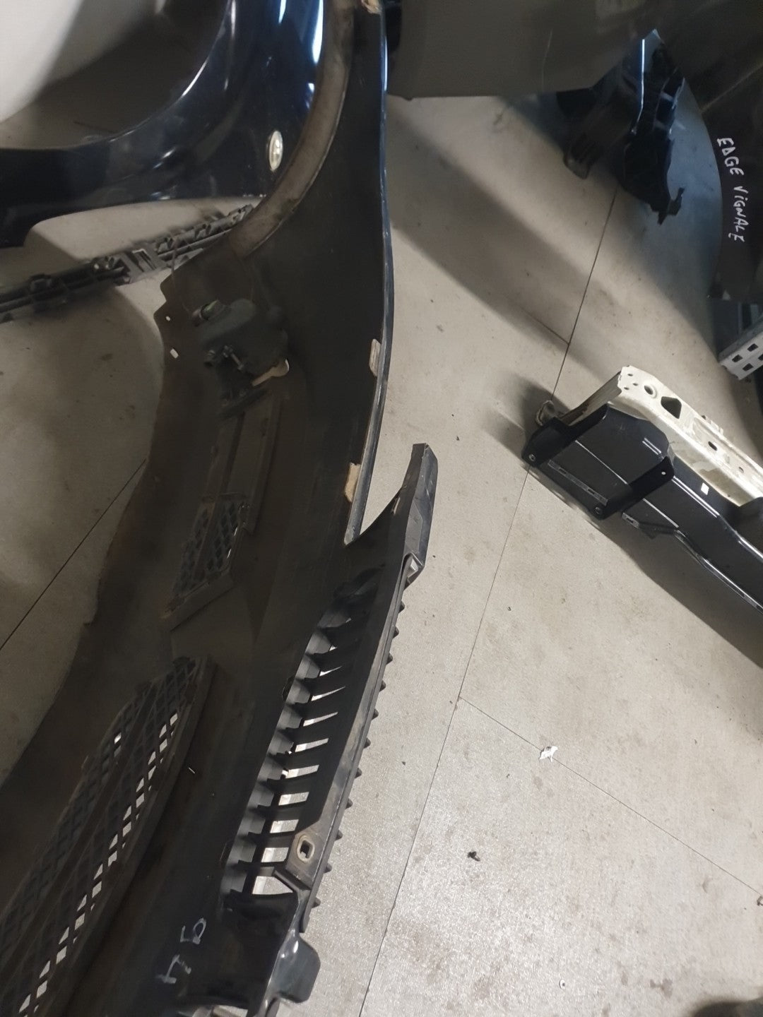 paraurti anteriore BMW Serie 3 E90 E91 2005 2008  94