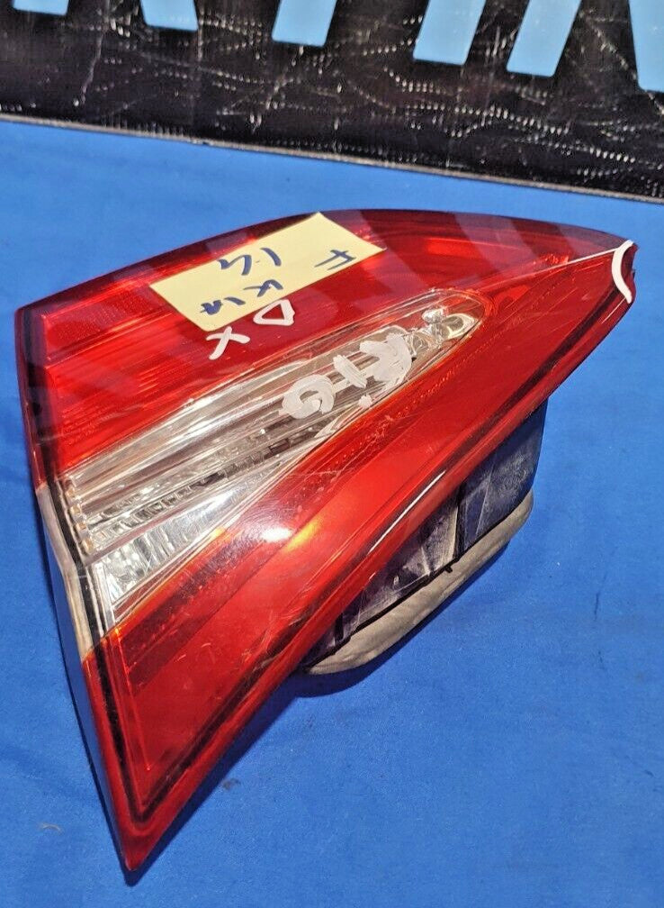 Fanale Posteriore destro Kia Rio Angolo sbeccato