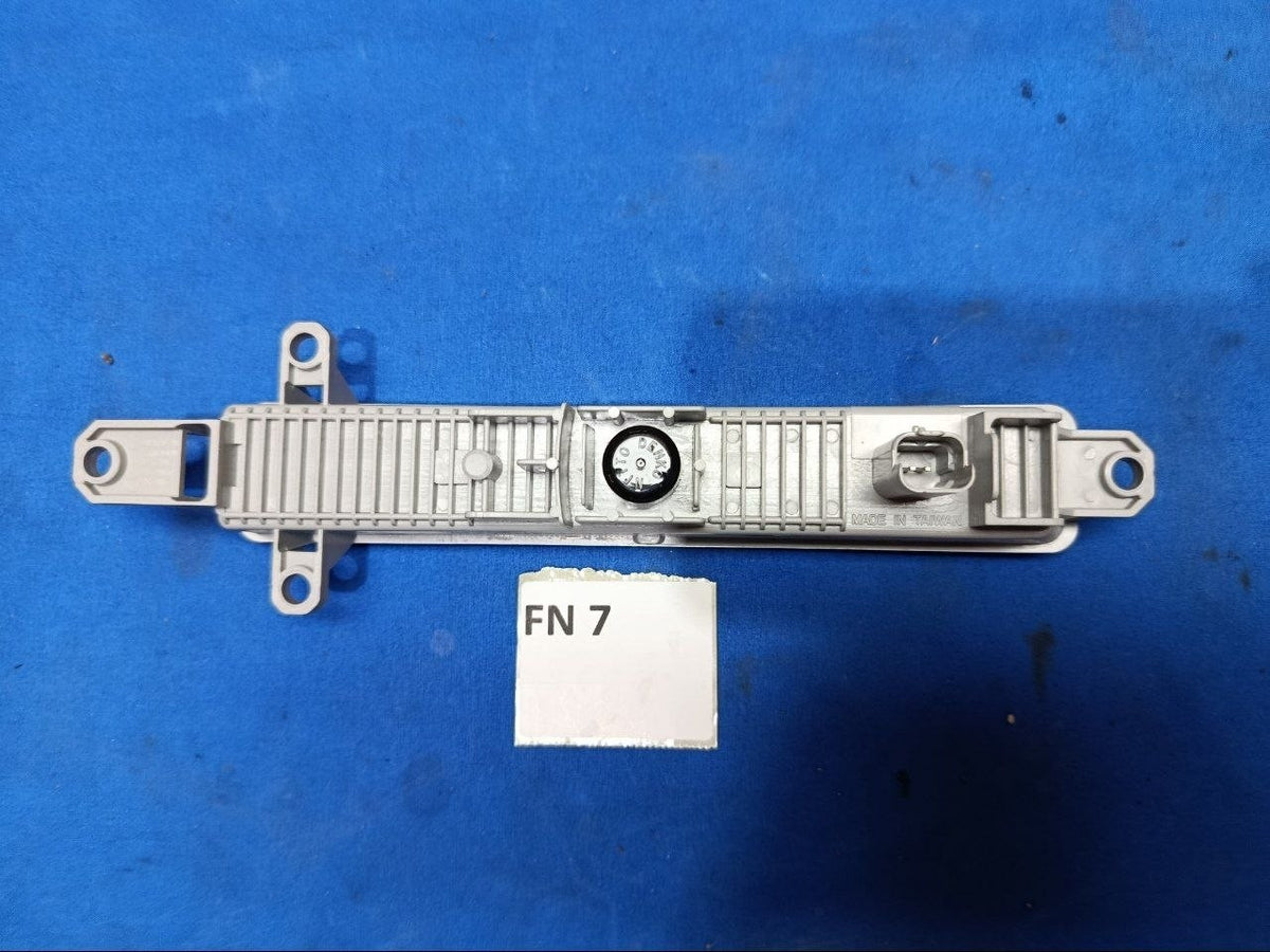 FN 7 - Fanale nuovo luce diurna LED anteriore destra o sinistra Peugeot 107