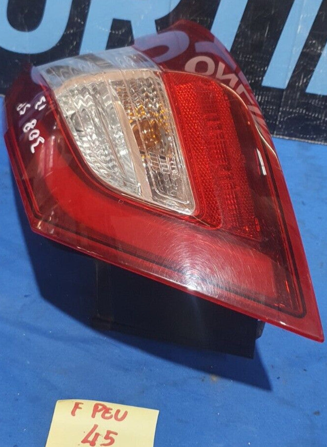 F Peu 45 Fanale posteriore Peugeot 308 5P destro dal 2013