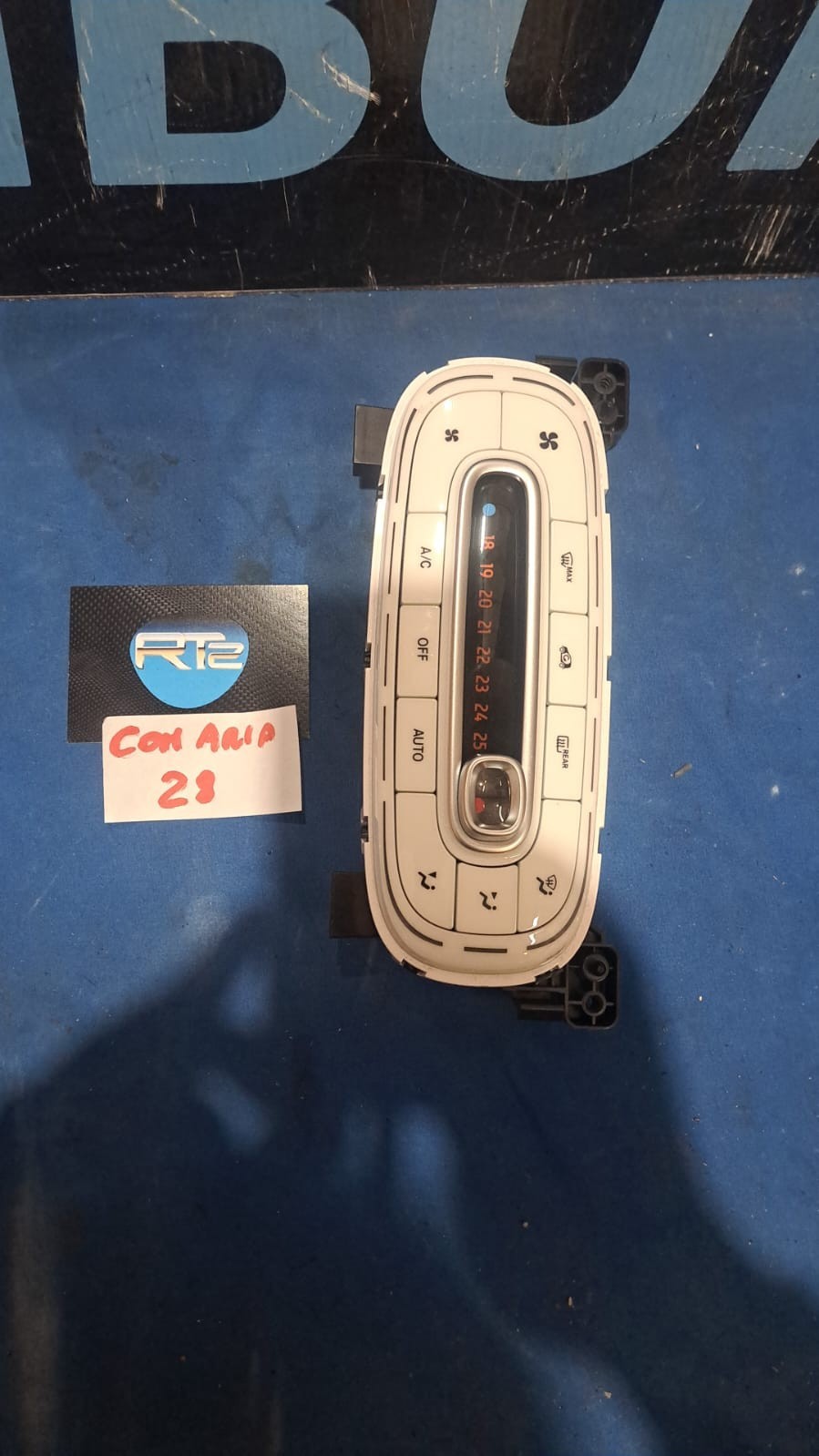 Com 28 Comandi clima aria interna Smart 453 dal 2015