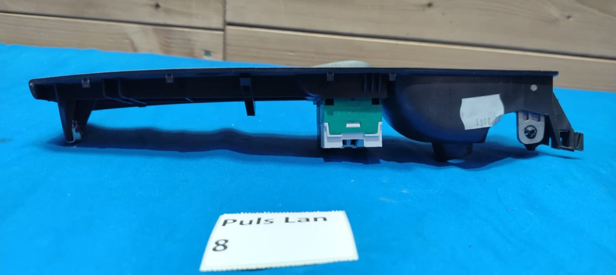 Puls Lan 8 - Pulsantiera e maniglia anteriore sinistra Lancia Musa Fiat Idea