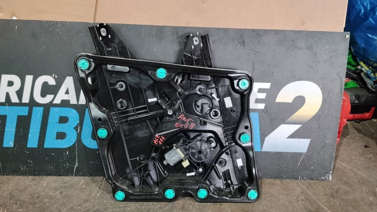 Alz 111 - Alzavetri con Motorino anteriore destro Volkswagen golf 8
