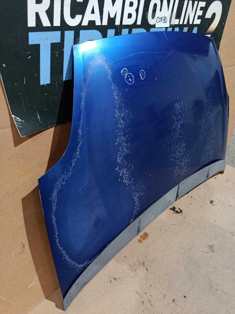 Cof 80 - Cofano Anteriore Fiat Grande Punto 2005 2008 con tre piccoli bozzetti