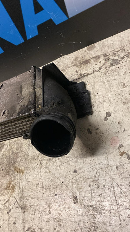 Intercooler BMW serie 3 2.0 D Anno 2007 Numero oggetto I5025